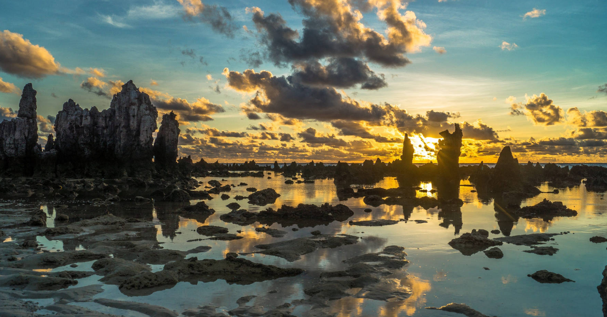 Anibare Bay in Nauru visaboards