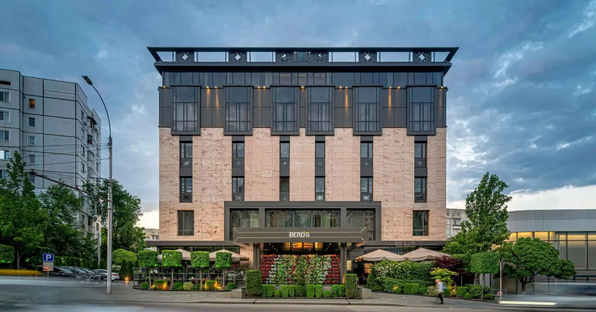 BERDS Hotel Chişinău – MGallery Collection (Chişinău – Stylish Luxury) visaboards