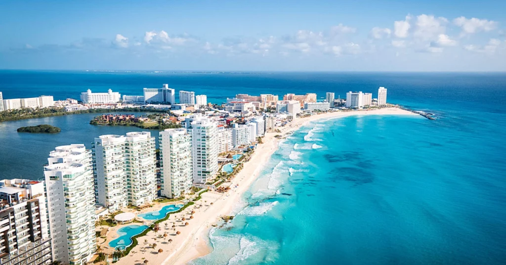 Cancún in Mexico visaboards