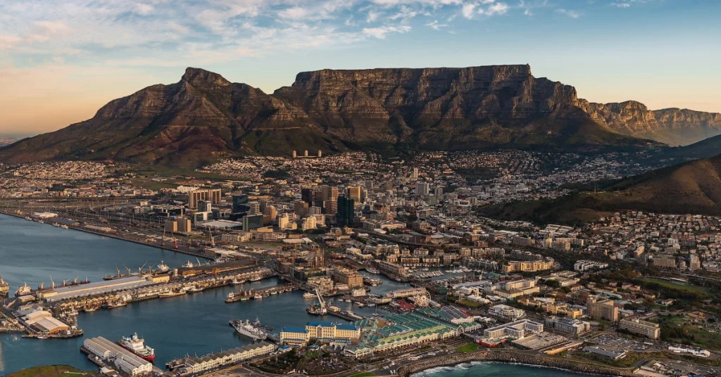 Cape Town & Table Mountain in South Africa visaboards