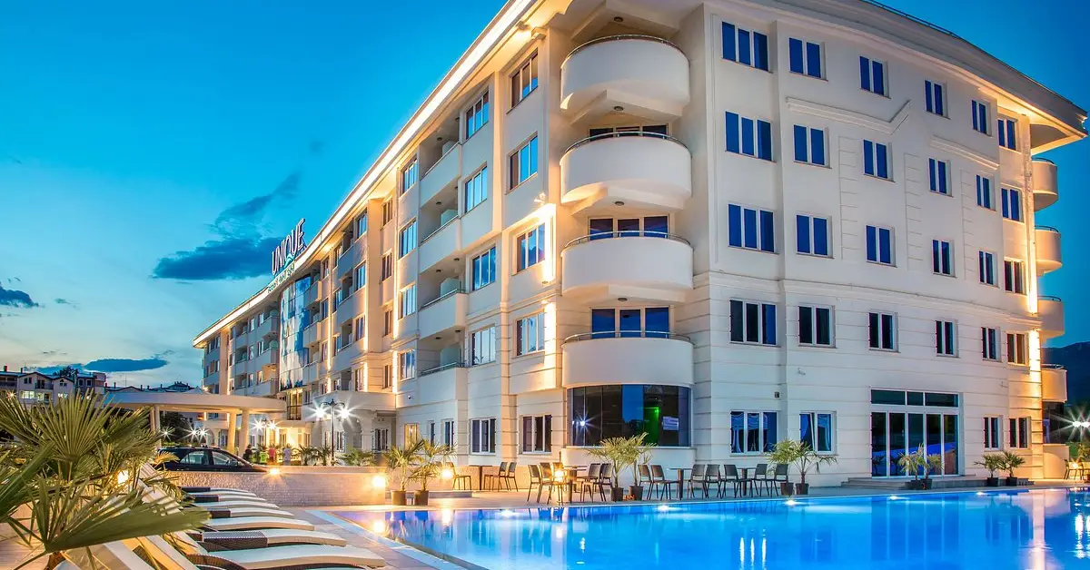 Comfortable Lakeside Hotel (Ohrid – Example) visabooards