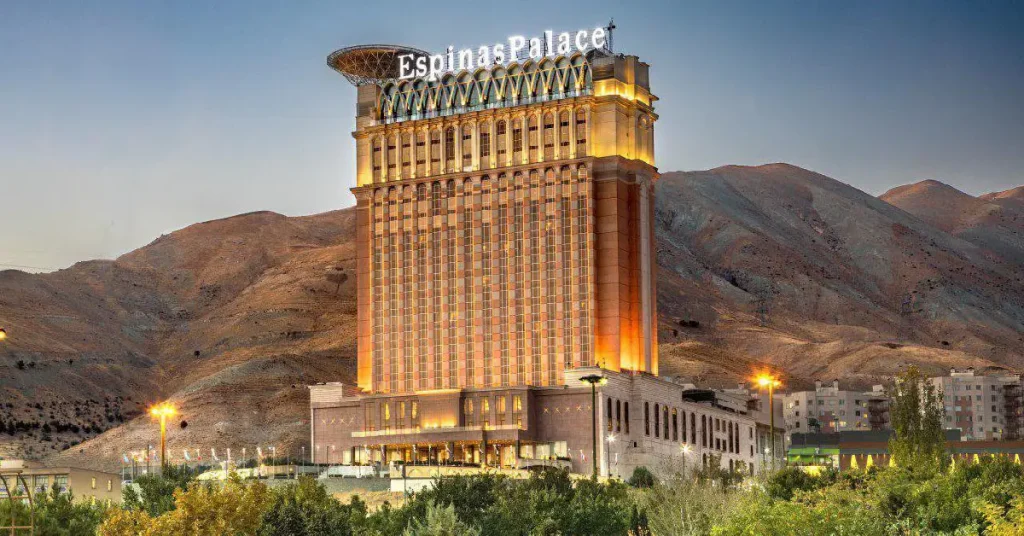 Espinas Palace Hotel (Tehran – Saadat abad North Tehran)