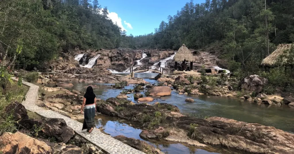 Gaia River Lodge (Mountain Pine Ridge) visaboards