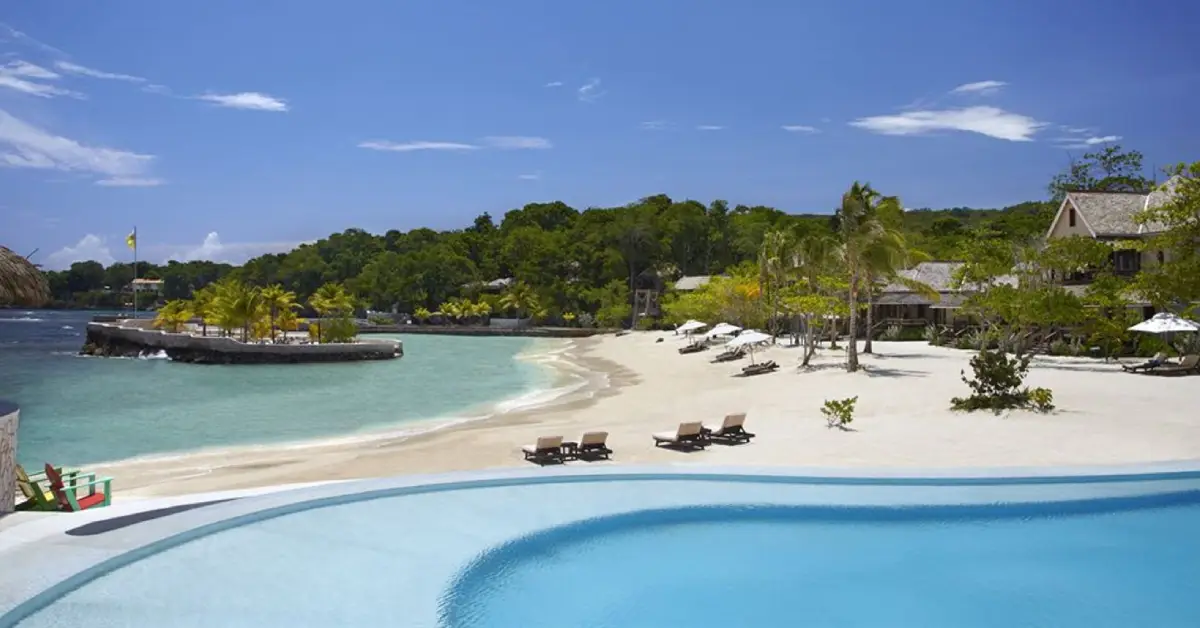 GoldenEye Resort (Oracabessa Bay) visaboards