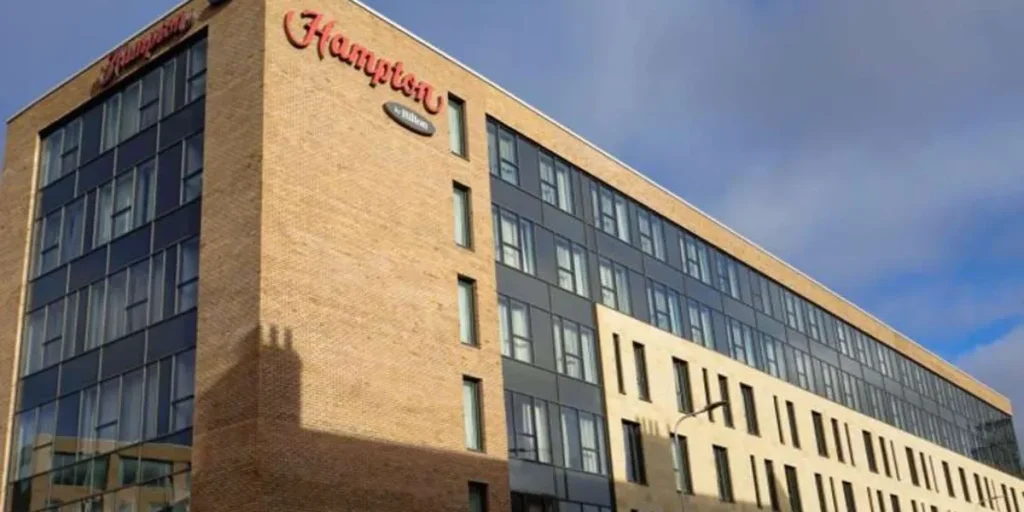 Hampton by Hilton Edinburgh West End – Edinburgh visaboards
