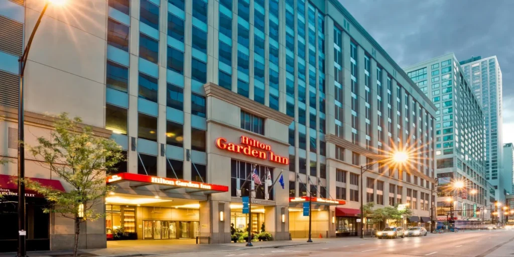 Hilton Garden Inn Chicago Downtown visaboards