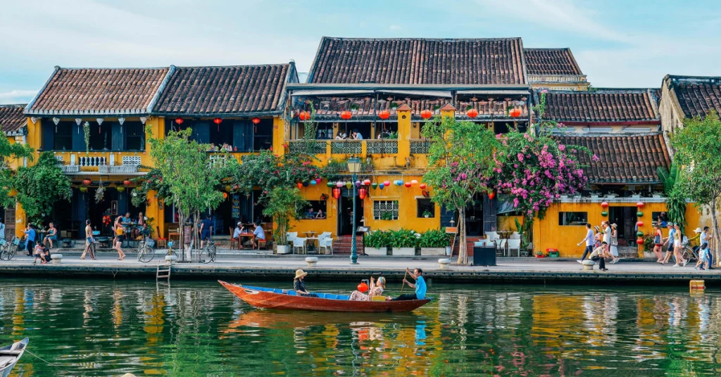 Hội An in Vietnam visaboards