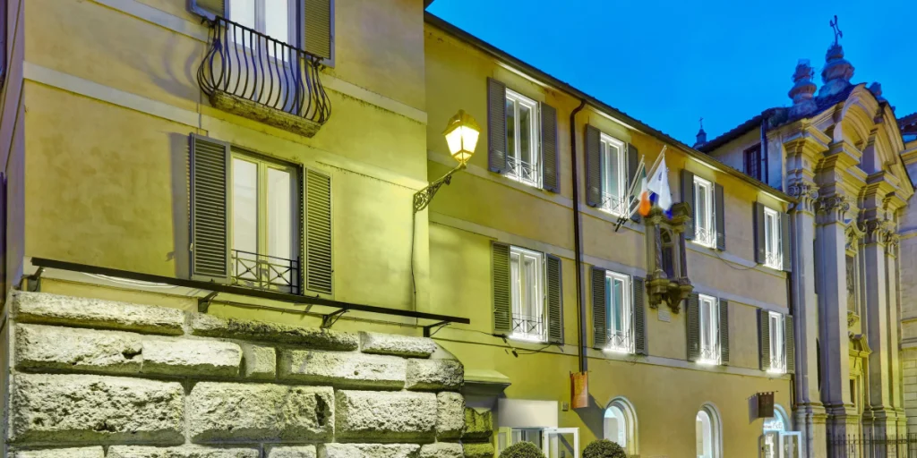 Hotel Indigo Rome – St. George visaboards