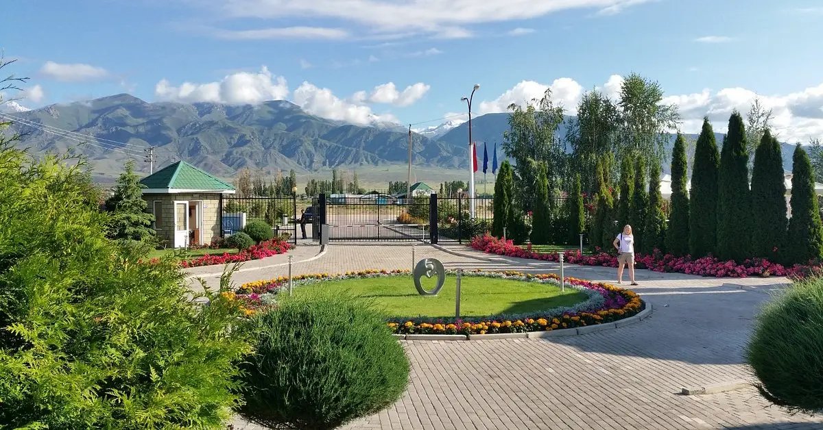Luxury Resort by Issyk Kul Lake (Lake Region) visaboards