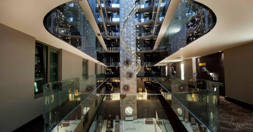 Radisson Blu Hotel – Istanbul Sisli visaboards