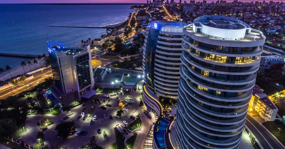 Radisson Blu Hotel & Residence, Maputo (Maputo – Urban Luxury) visaboards