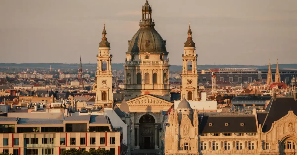 Radisson Collection Hotel, Basilica Budapest (Budapest – Near St Stephen’s Basilica) visaboards