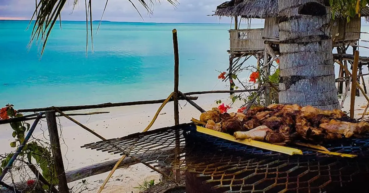 Terau Beach Bungalow (Abaiang Atoll) visaboards
