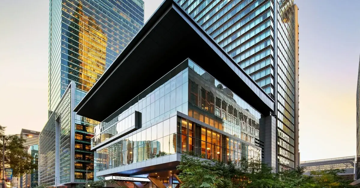 The Ritz Carlton, Toronto (Toronto, Ontario) visaboards
