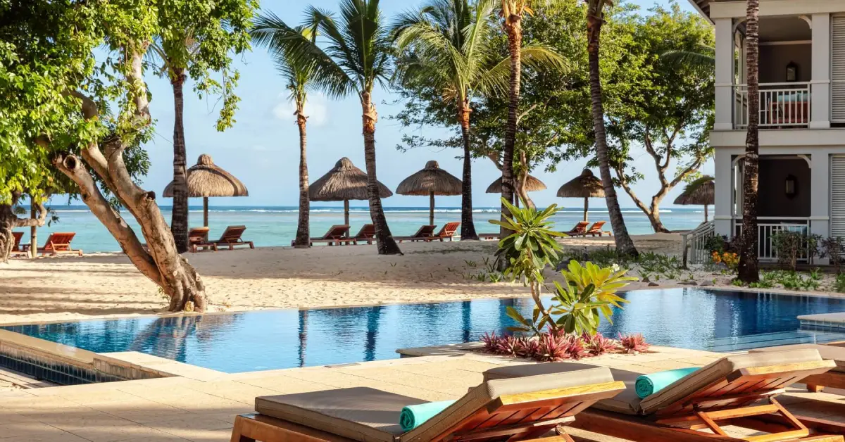 The St. Regis Le Morne Resort (Le Morne – West Coast) visaboards