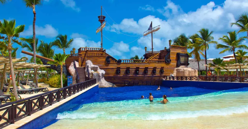 Value Resort Hotel (Example Family Friendly Beach Resort) (Santo Domingo visaboards