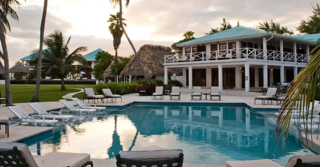 Victoria House Resort & Spa (Ambergris Caye) visaboards